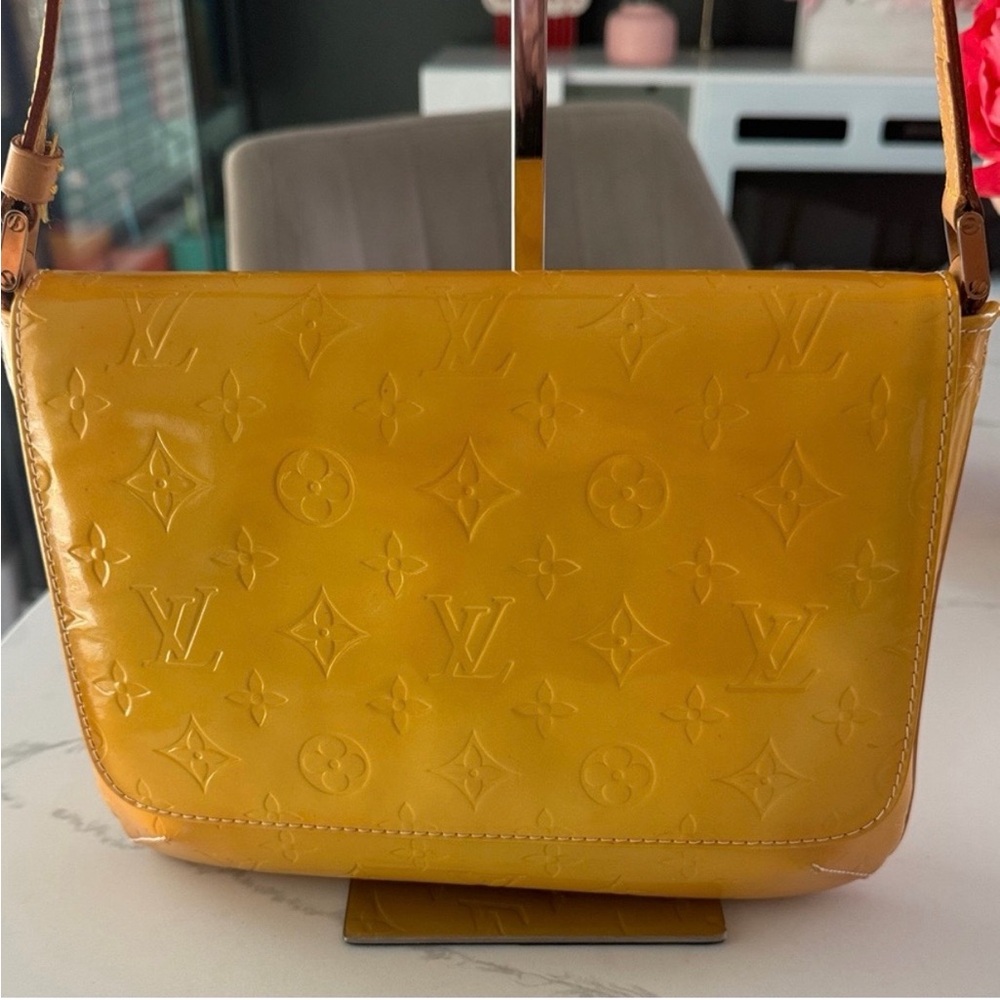 Louis Vuitton yellow Monogram Shoulder Bag - Picture 3 of 7